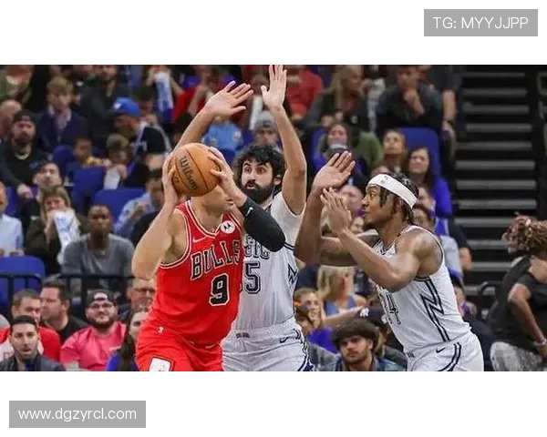 魔术双子星首次训练亮相官推全程记录备战新赛季首场比赛